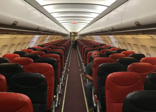 Airbus 300 met 6 mensen